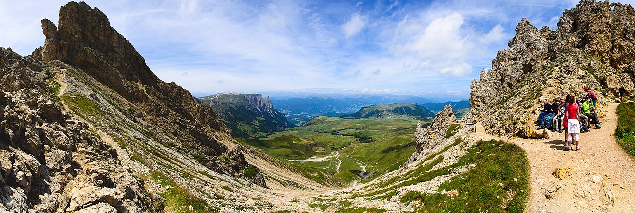 The Rosszahnscharte above the Alpe di Siusi